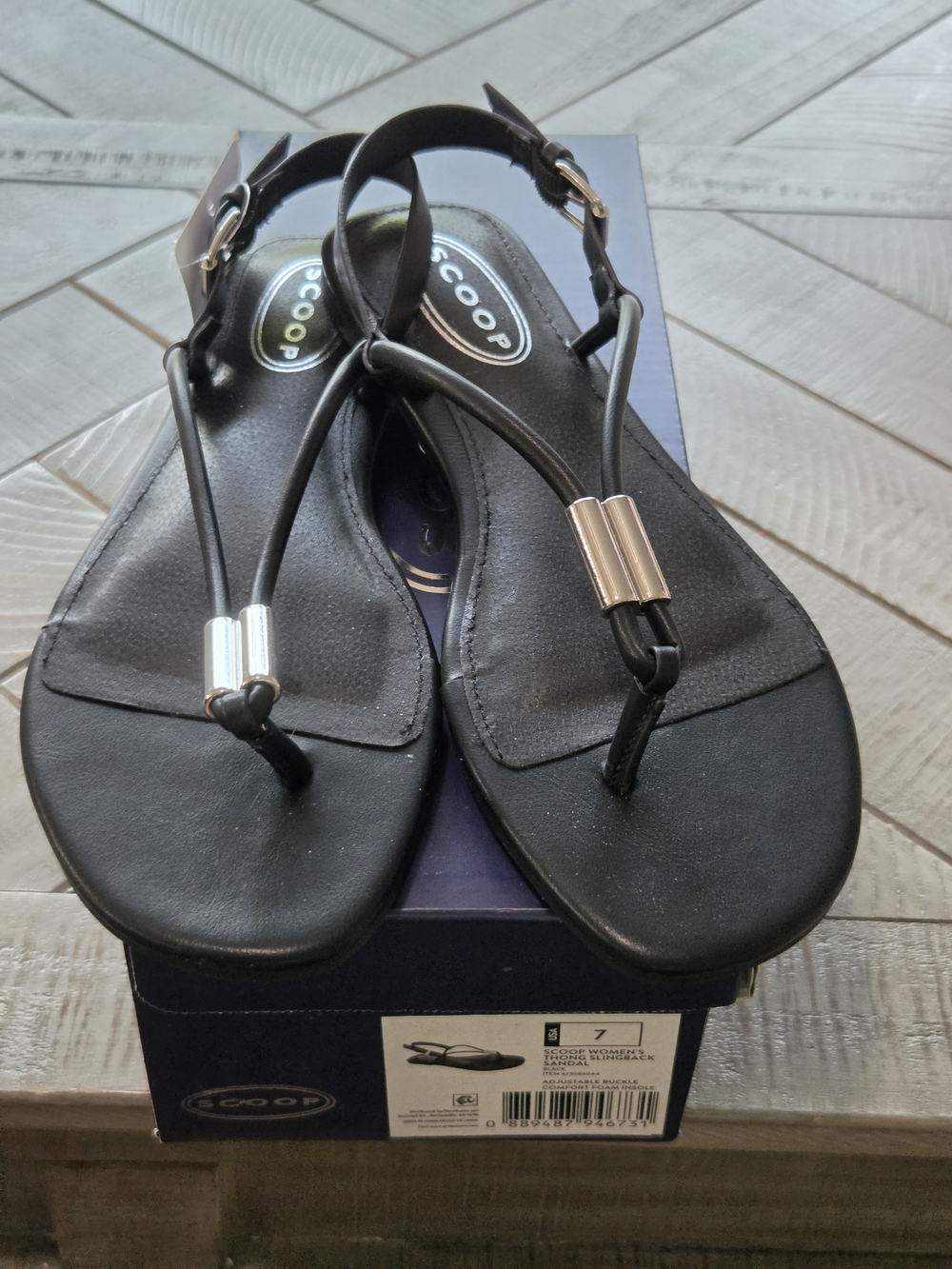Scoop Black T-Strap Women's Sandals with Metallic Accents